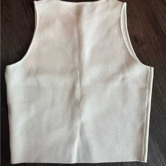 Zara White Sleeveless Button-Up Vest - Picture 3 of 3